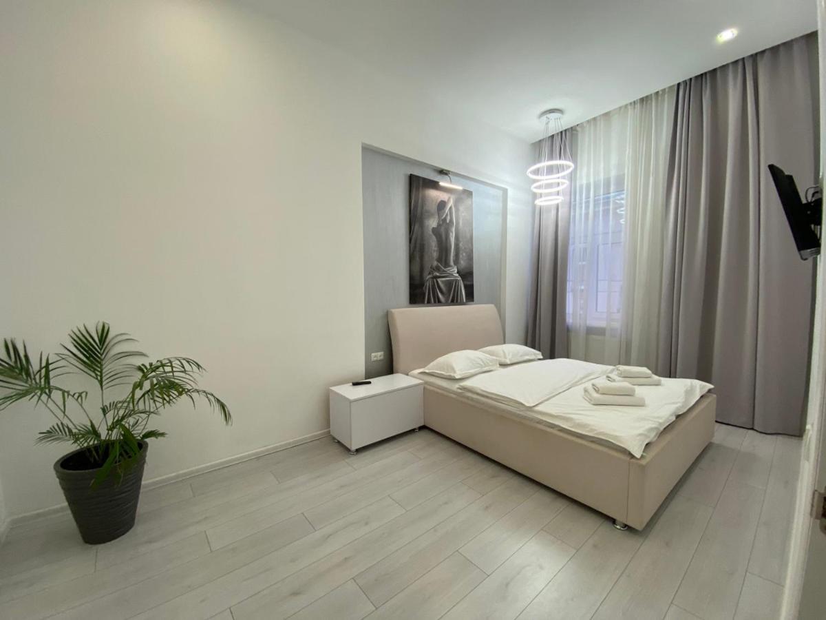 Galicia Apartments Lviv Ngoại thất bức ảnh