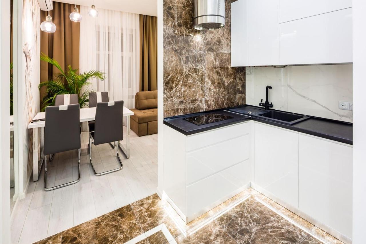 Galicia Apartments Lviv Ngoại thất bức ảnh